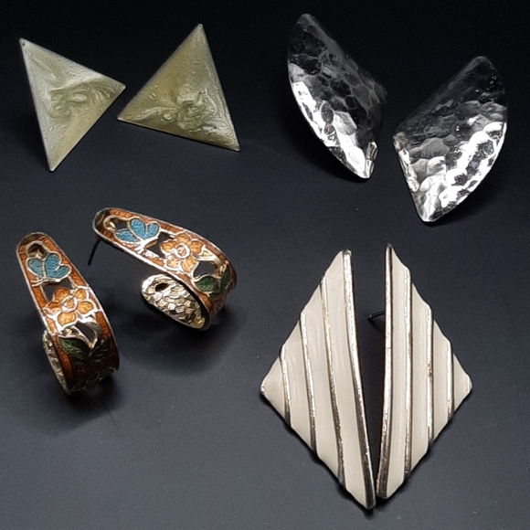 Lot of Vintage Earrings - Picture 1 of 8